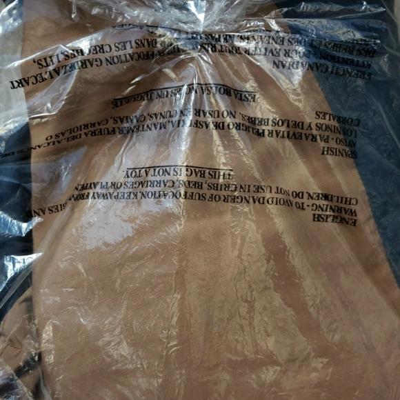 LVFT Hardline Windbreaker Size Medium - Picture 2 of 2